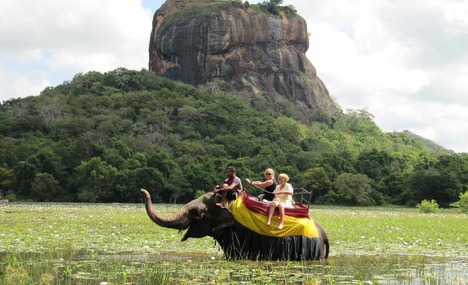 Sri Lanka_Lion_Rock_Sigiriya